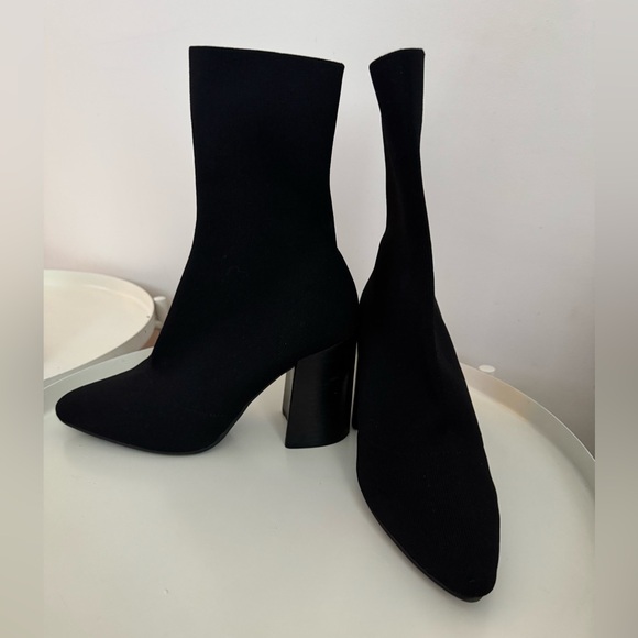 Zara Shoes - Black sock heels